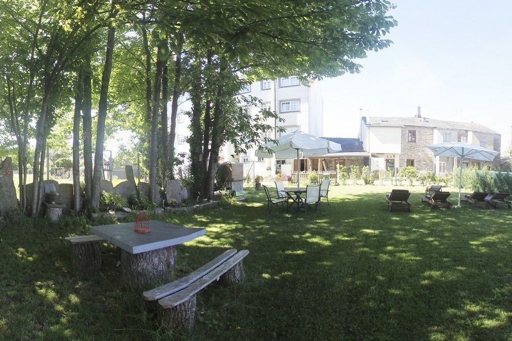 Pension Albergue A Pedra Sarria Kültér fotó